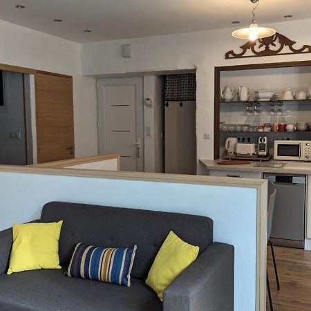Apartament Lumineux Exterieur Proche Gare Et Stationnement Prive Awinion Zewnętrze zdjęcie